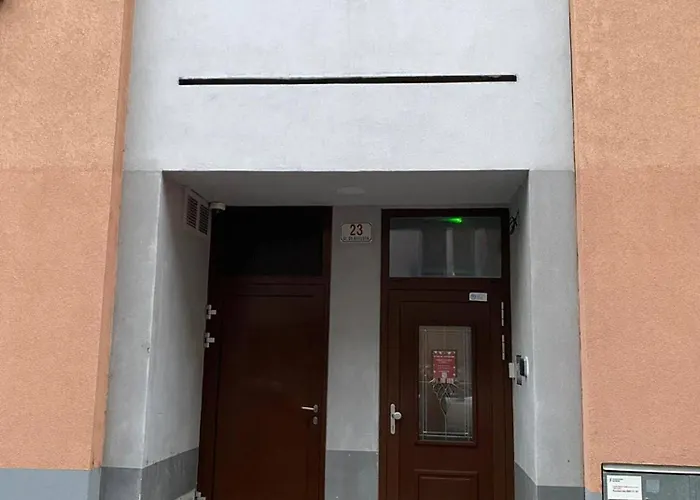 Daire Comfort - 5 Min Walk To Nivy Bus Station And Twin Bratislava