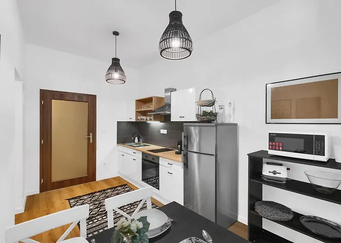 Apartman Comfort - 5 Min Walk To Nivy Bus Station And Twin