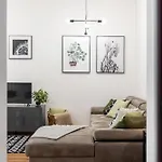 Comfort - 5 Min Walk To Nivy Bus Station And Twin Apartment Bratislava